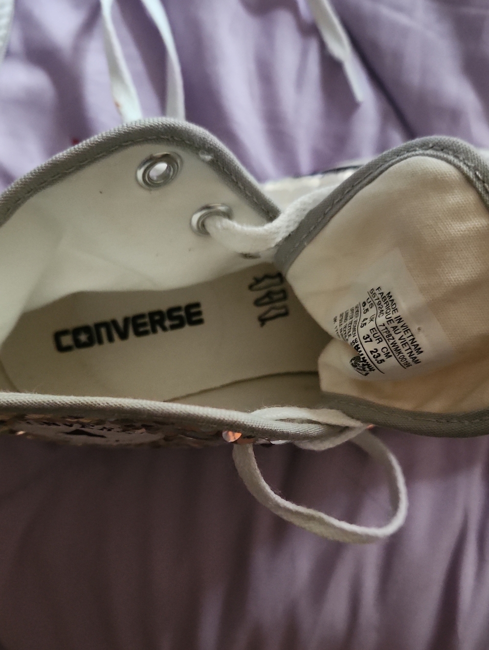 Converse High-Top  Chuck Taylors Sequined Silver Sneakers 6.5 - Picture 3 of 5